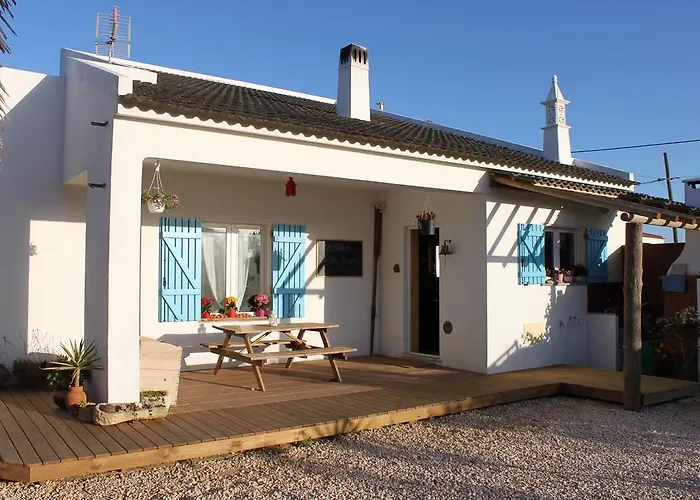 Puravida Divehouse